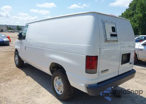 2007 Ford E-250 Commercial/Recreational z USA, uszkodzony, nr VIN 1FTNE24W07DB07666
